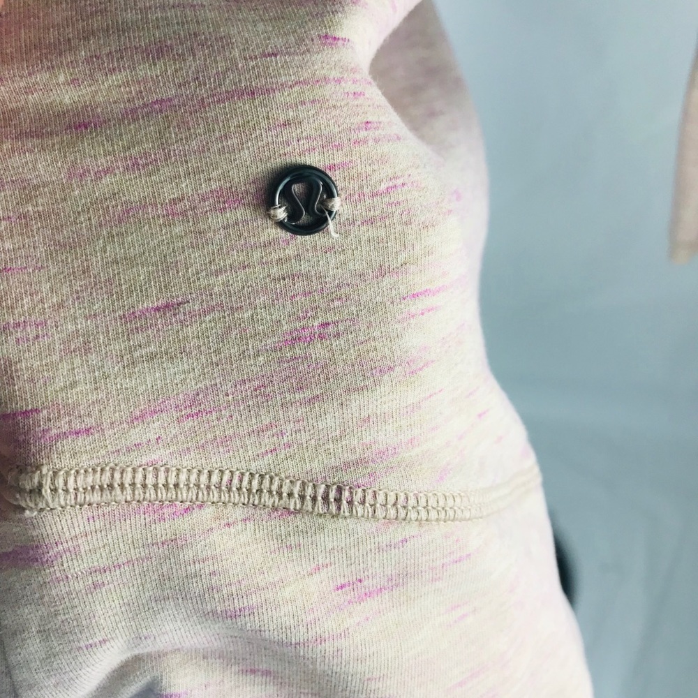 Lululemon EXHALATION Long sleeve Pullover Sz 12 - Picture 7 of 8